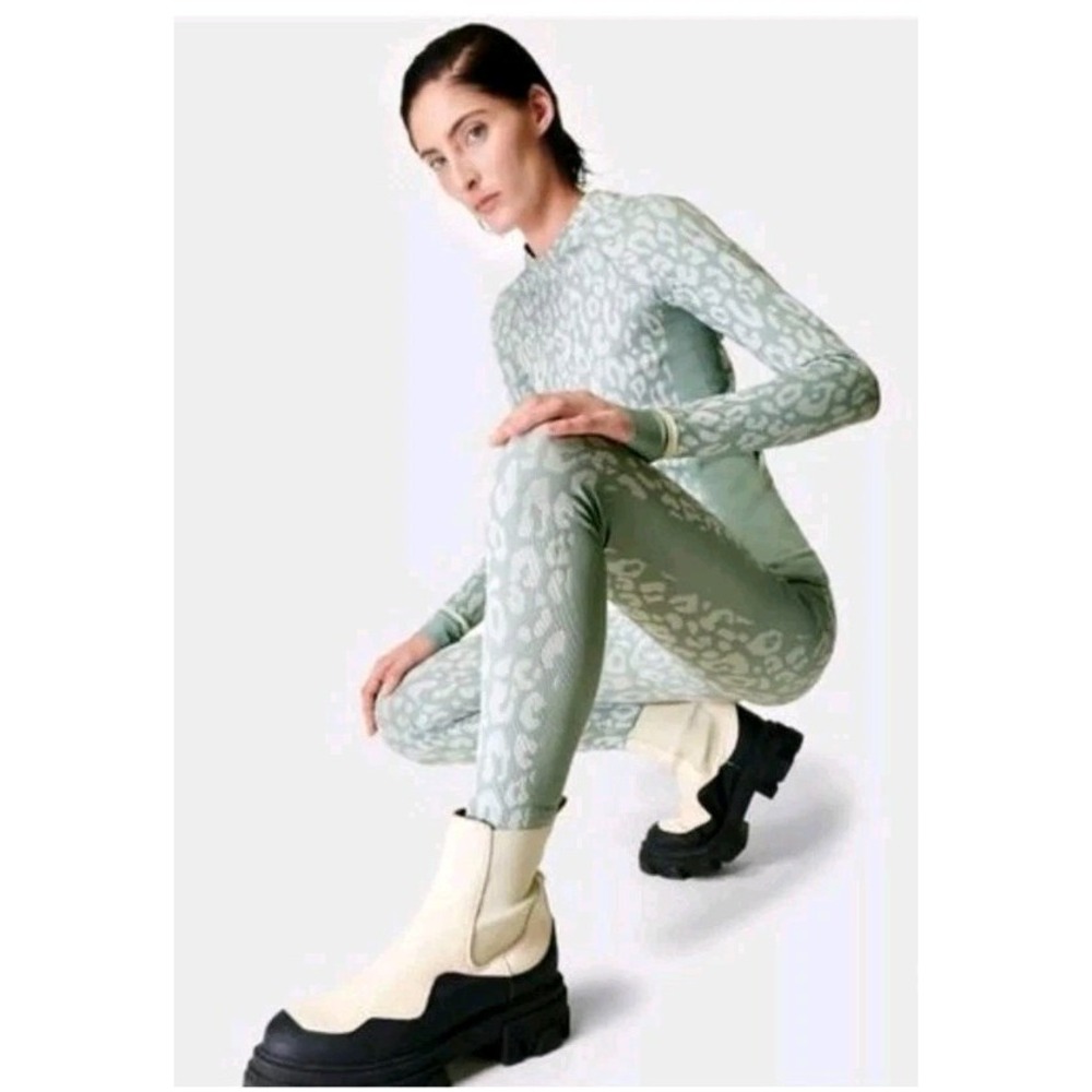 NWT Sweaty Betty Leopard Paint Jacquard Base Layer Legging Sz XS Blue Teal/White
